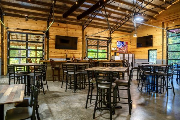 Cajun-Lake-Lodge-Burns-Nashville-Dickson-Event-Venue - 12 Large