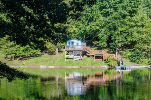 Cajun-Lake-Lodge-Burns-Nashville-Dickson-Event-Venue - 23 Large